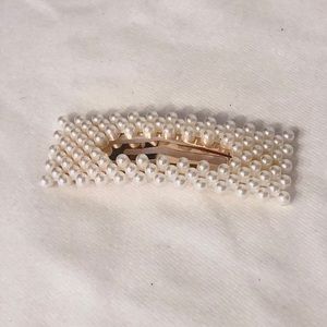 Pearl Hair Clip
